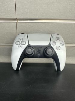 PS5 controller