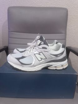 New Balance 2002R Sneakers White Grey Men’s 9