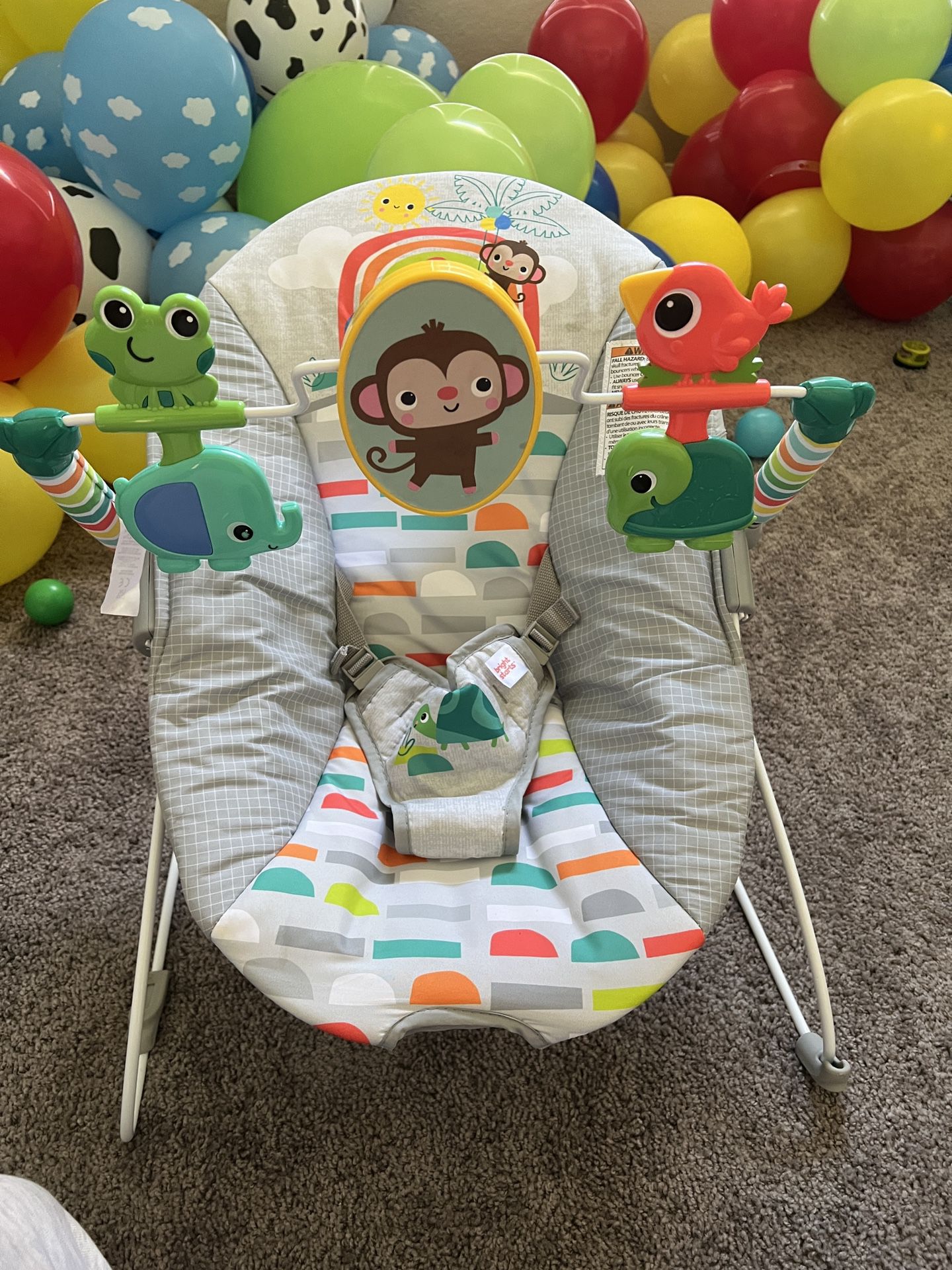 Bright Starts Playful Paradise Comfy Baby Bouncer Seat with Soothing Vibration and Toys, 
