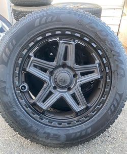 Toyota Tundra wheels rims tires