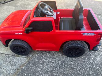 Chevy Silverado Trail Boss Z71 Kids Ride-On Truck