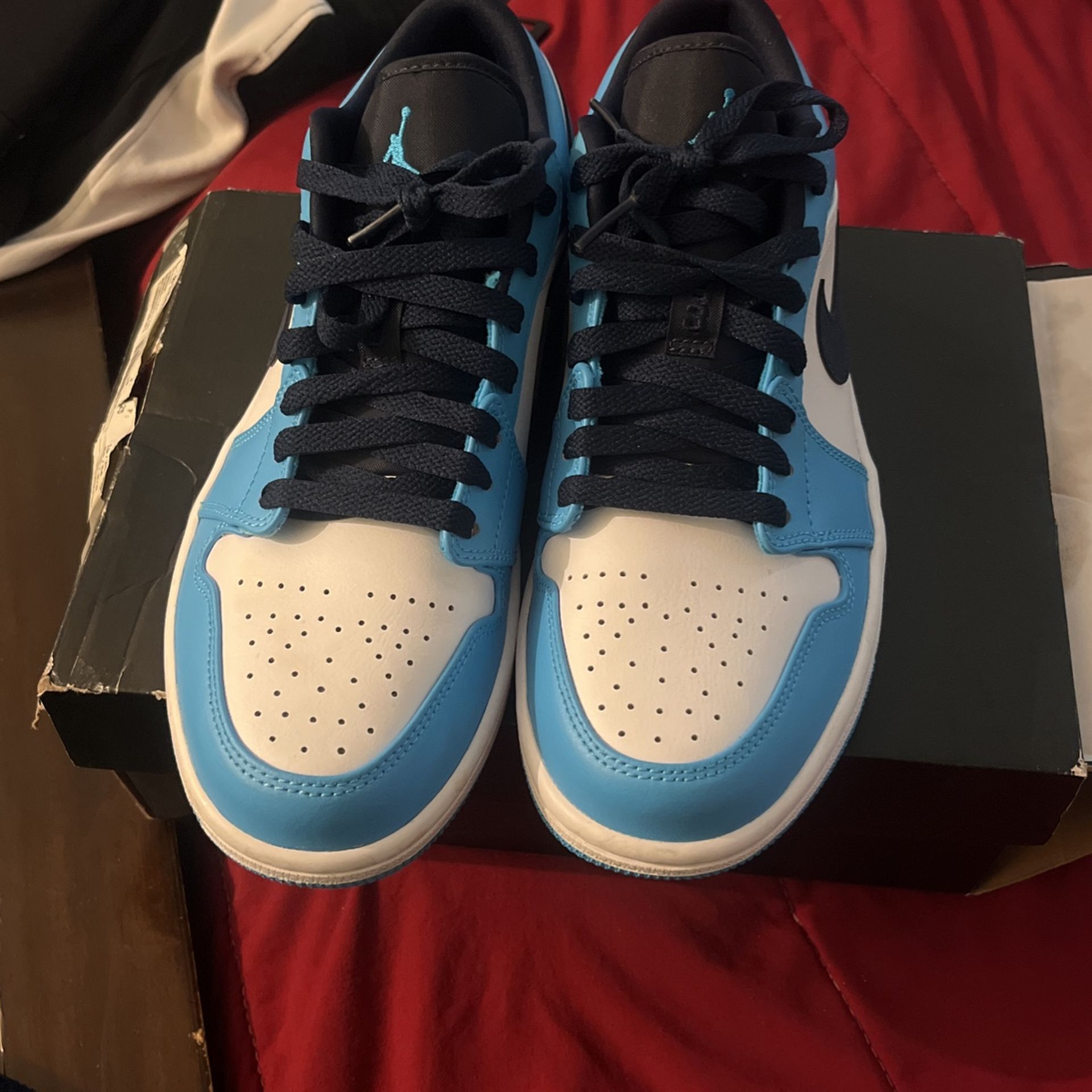 Jordan 1 Pow Unc