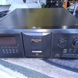 Sony CD Player 300 Mega Just Like New Works Perfect $60 Firm
