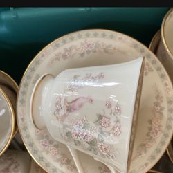 Lennox Fair Isle China Dinner Settings 