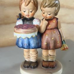 two girl with pie hummel figurine