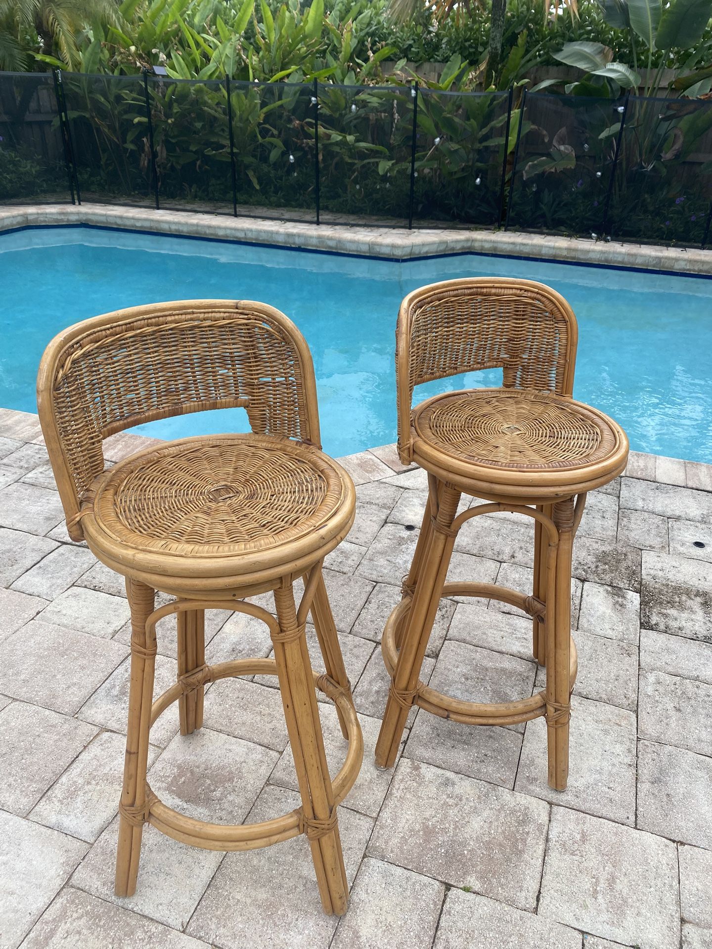 2 Swivel Bamboo Bar Stools