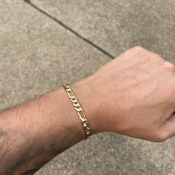 Gold Bracelet Figaro Link 8in 6mm