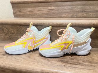 Cosmic Unity 2 ‘Better Us – Off White’ DH1537-101