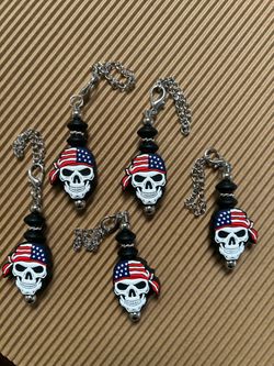 Skull Key-Chain Clip Purse or Backpack