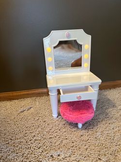Doll Vanity