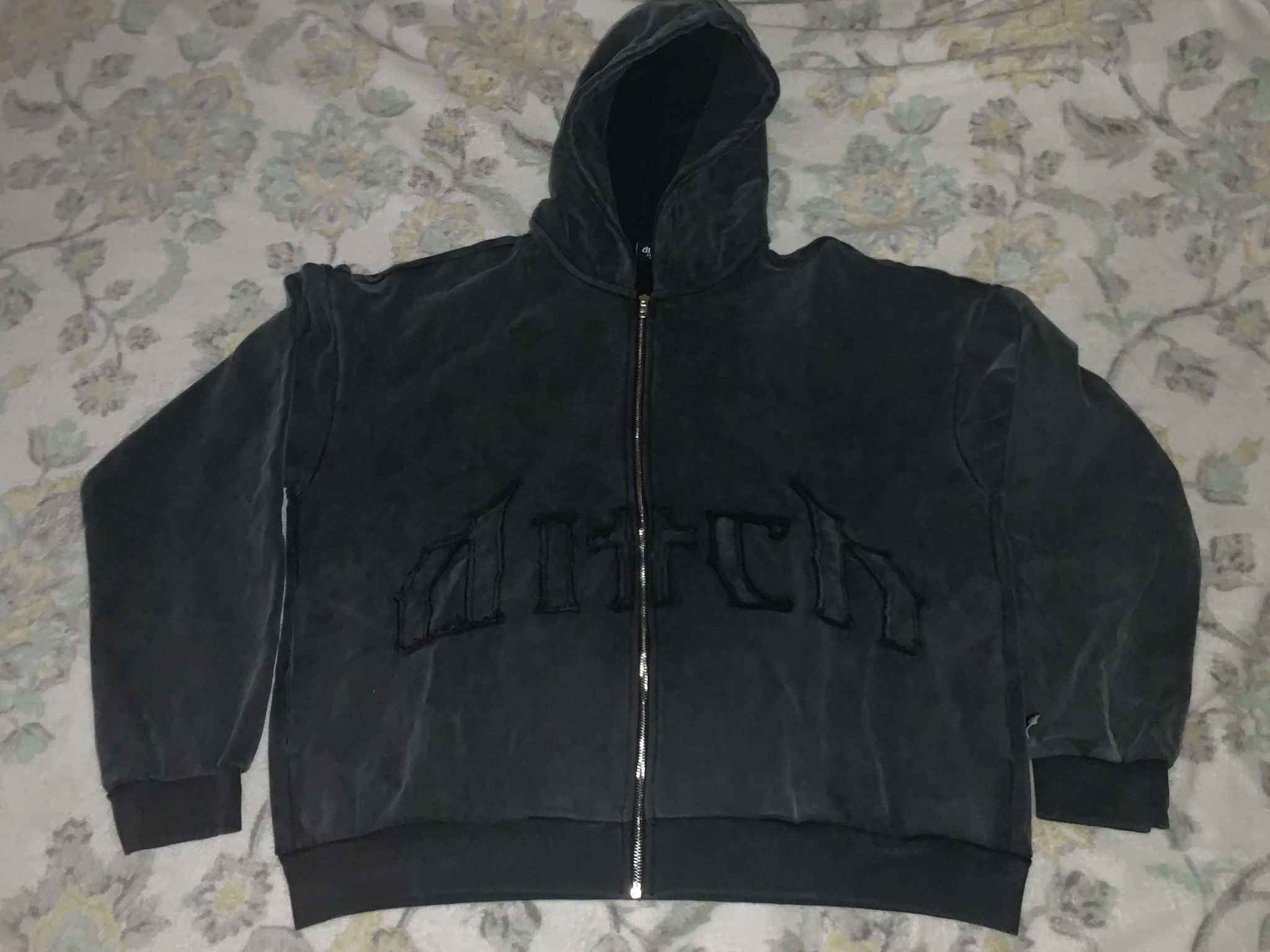 Ditch LA Hoodie Size L