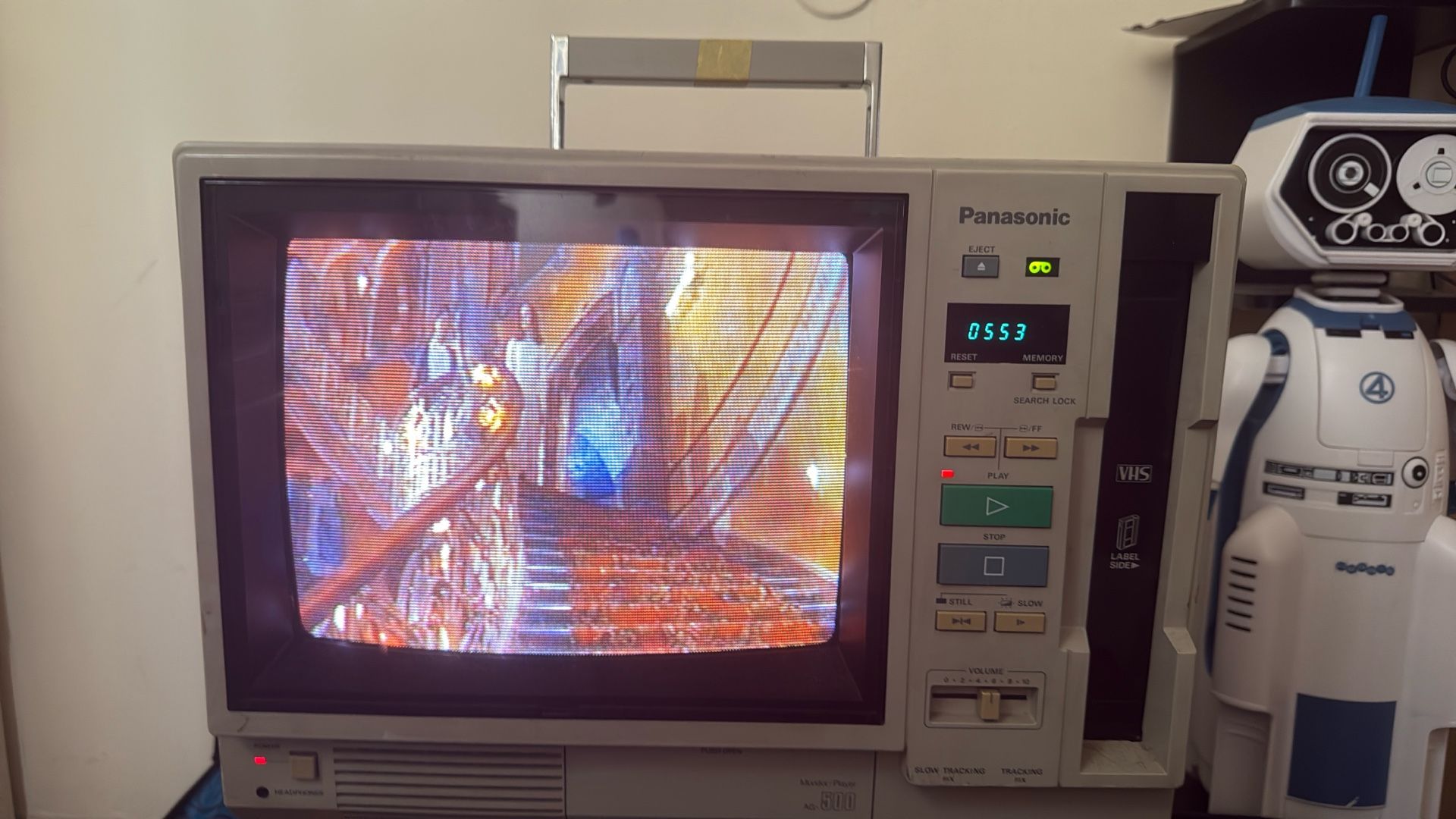 1989 Panasonic Monitor/Vhs Player