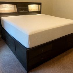 5 PC king size bed and Sealy Posturepedic® mattress for sale