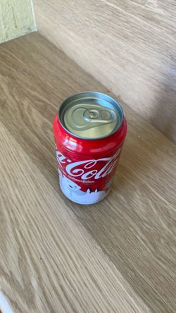 Figure Coca-Cola Collectible Can