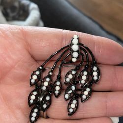 Black And White Pin/brooch 