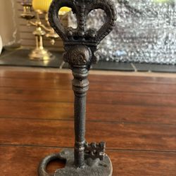 Cast Iron Metal Lock & Key….Door Stop Stand Or For Home Decor