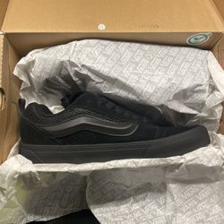 Vans Knu Skool