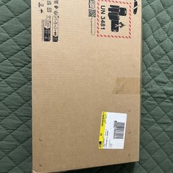 Hp Laptop 15.6 In (Brand New)