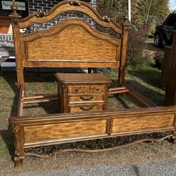 Elegant King Size Bedroom Set