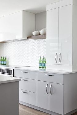 Kitchen's cabinet's