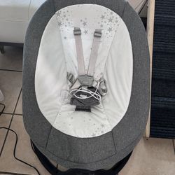 KidsView electric baby swing in Perfect condition - Mecedora KidsView