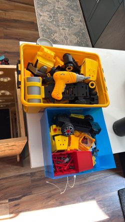 Kids build a truck