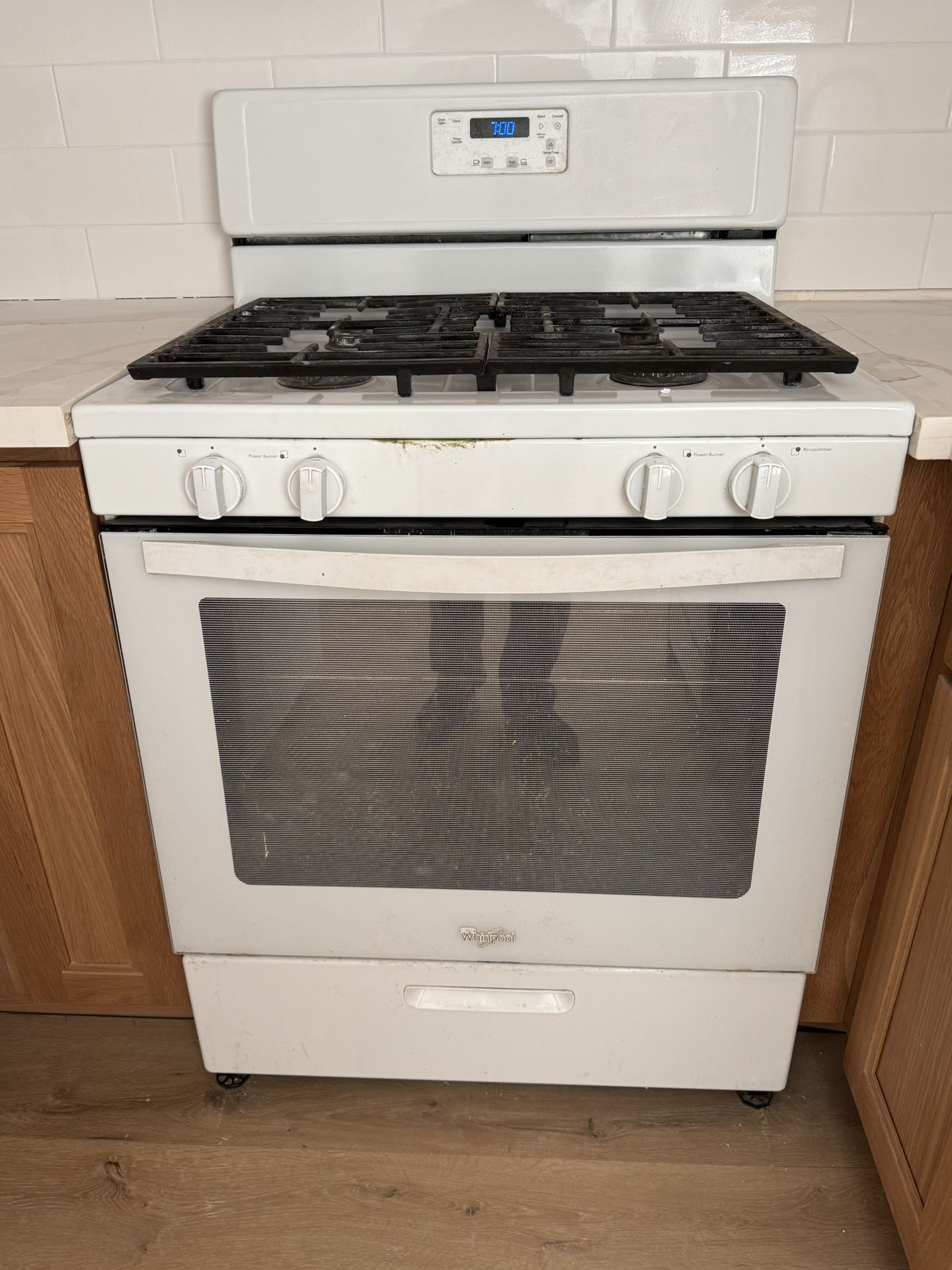Free Stove And Dishwasher