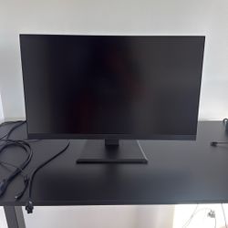 NZXT Canvas 27F 165  27” FHD IPS (1920 x 1080) Gaming Monitor 