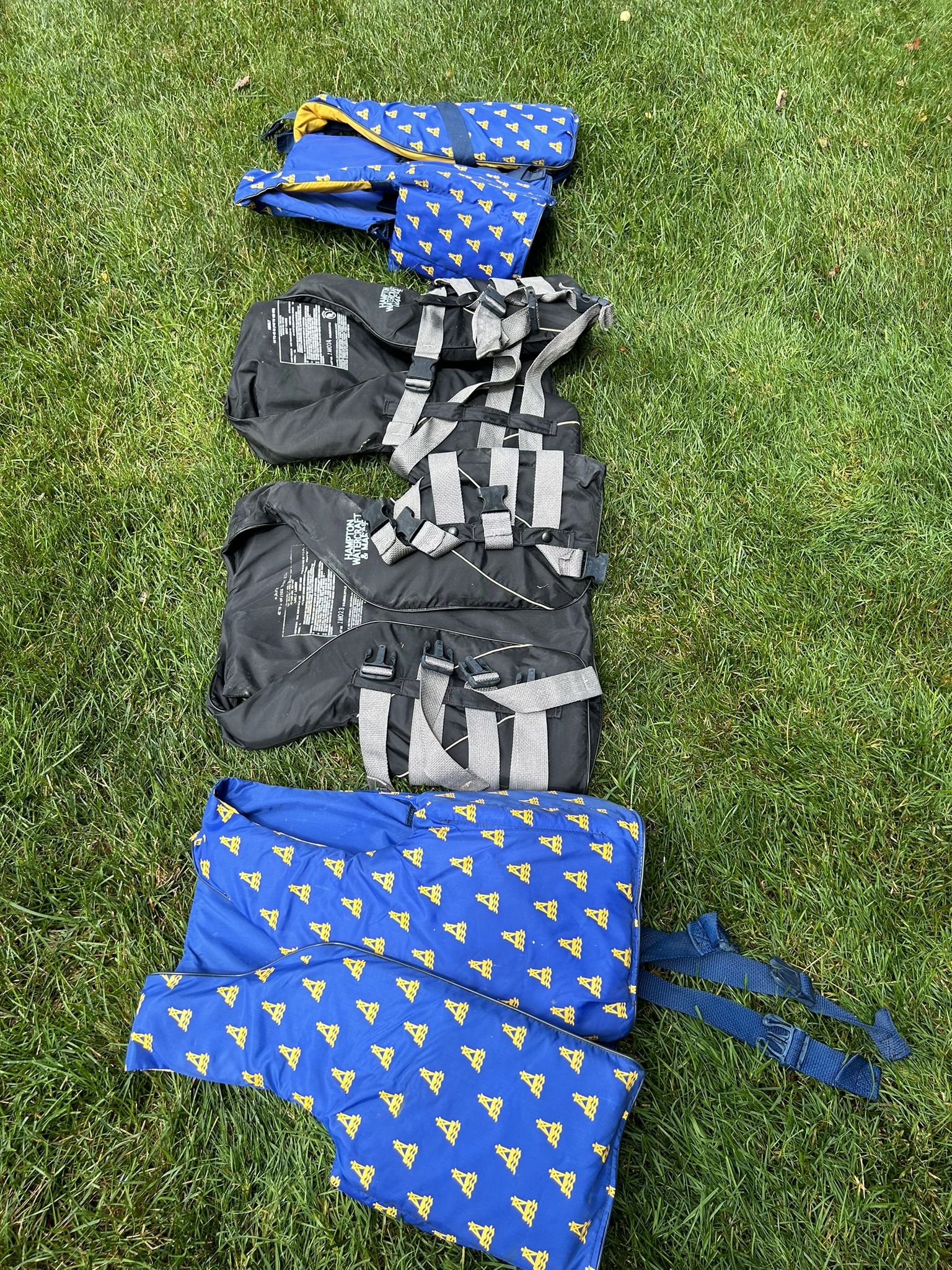 4 Life Vests