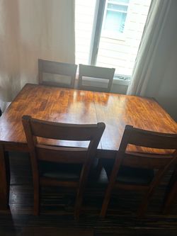 Wood Dining Table with 6Chairs