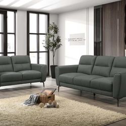 New Luxury Genuine Leather Couch And Love Seat Set / Free Delivery 