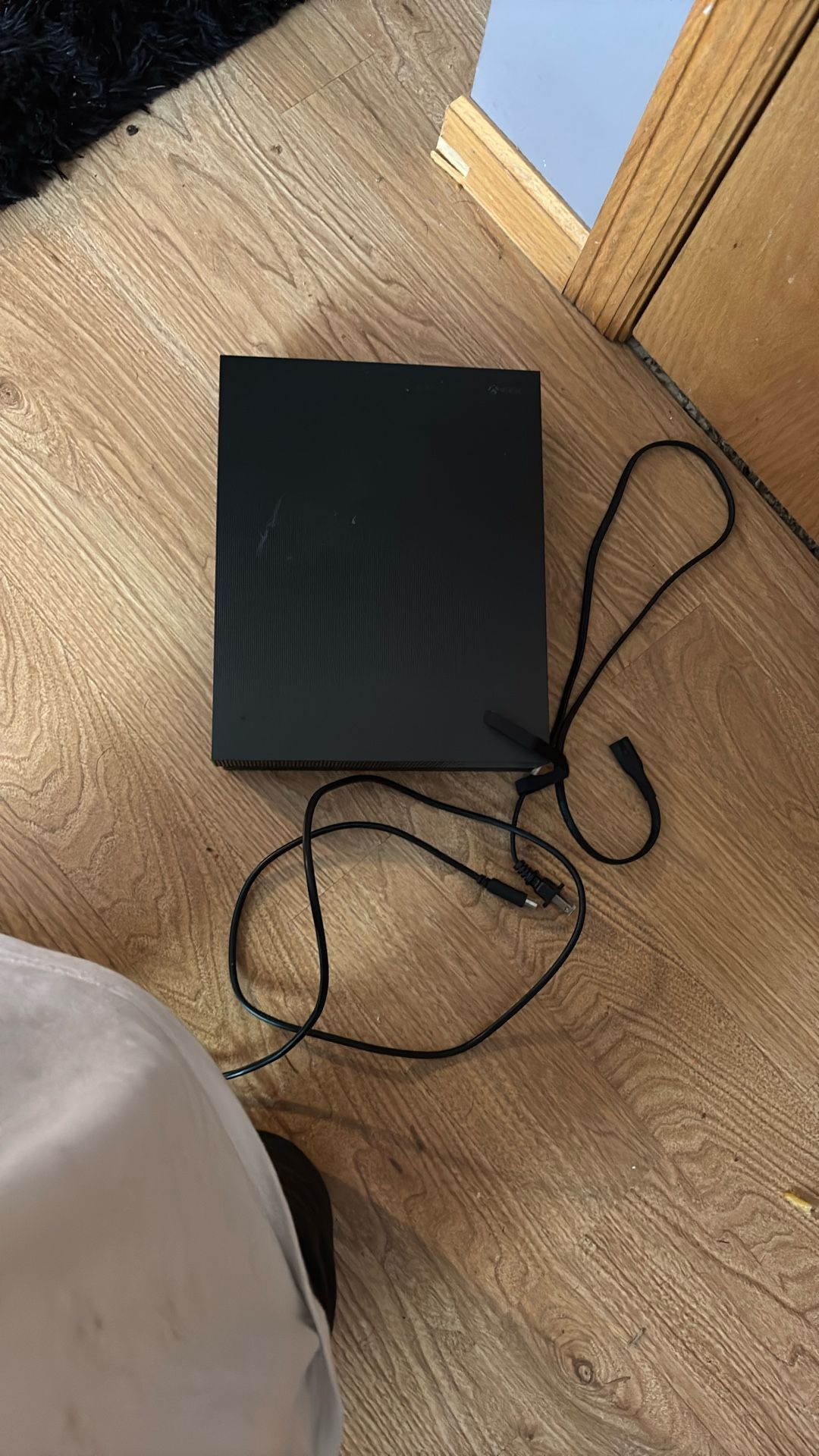Xbox One X Project Scorpio 1tb