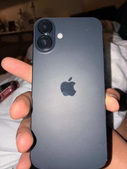 iPhone 16 Plus