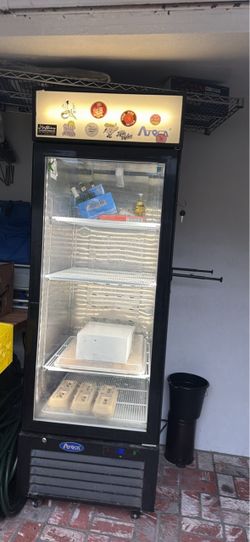 Atosa Commercial Glass Door Refrigerator – Bakery/Cafe – $900