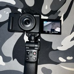 Sony ZV-1F Vlog Camera 