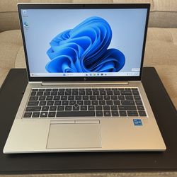 HP EliteBook 840 Laptop | 16 GB RAM | Windows pro | Mint Condition | Must SEE!!!!