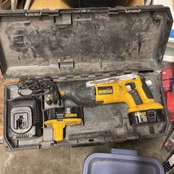 Dewalt Saw