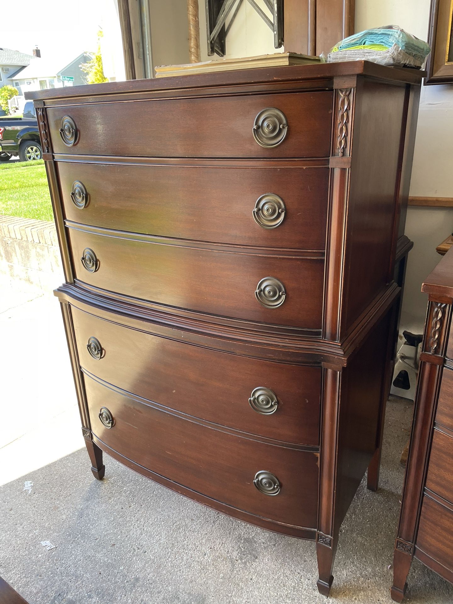Drexel 5 Piece Antique Mahogany Bedroom Set for Sale in Seaford, NY