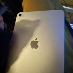 Apple iPad 10th Gen (A16) 128GB Wi-Fi — Like New — Apple Warranty