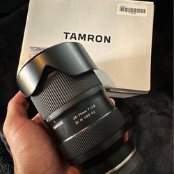 Tamron 28-75 mm F/2.8