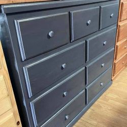 9 Drawer Pine Black