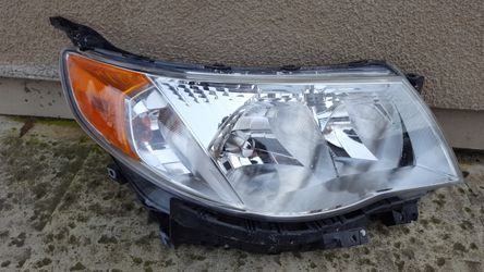 09 10 11 12 13 SUBARU FORESTER RIGHT PASSENGER HEADLIGHT HEAD LIGHT LAMP OEM