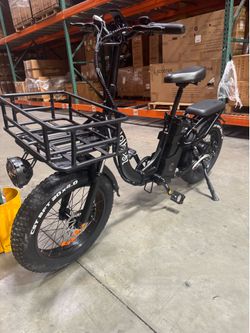 Folding electric bicycle