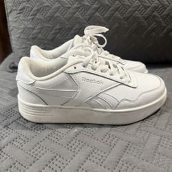 Reebox size 6 1/2 only $10 