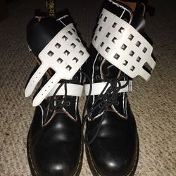 Dr Airwair martens boots 1490joskasstud Size 14