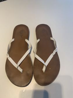 American Eagle Sandals