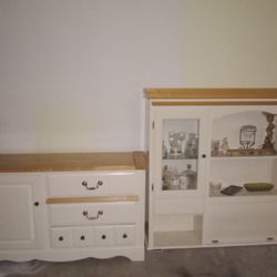 Ashley Dining Room Set With Hutch