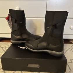 Richa Oberon waterproof Motorcycle Boots ( Brand New)