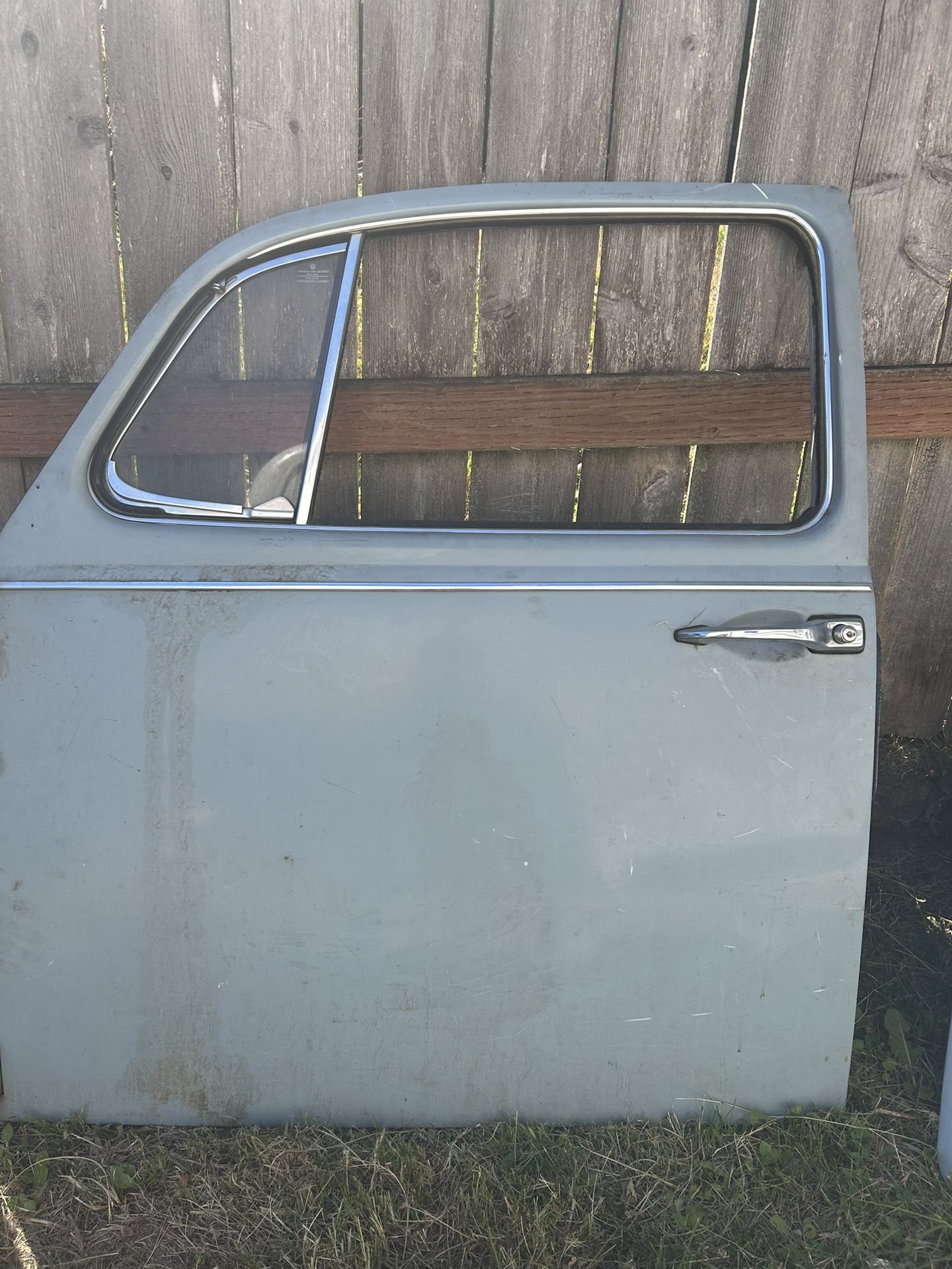 1976 Volkswagen Beatle Drivers Side Door And Trunk