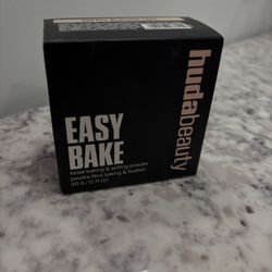 Huda Beauty Lose powder